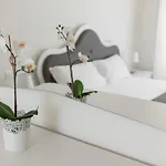 Strada Maggiore Apartman *