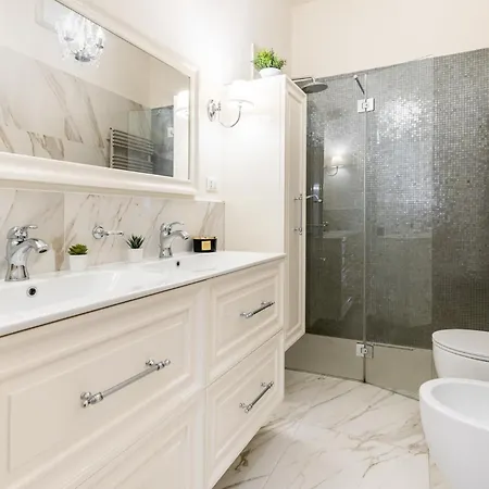 Strada Maggiore Lejlighed